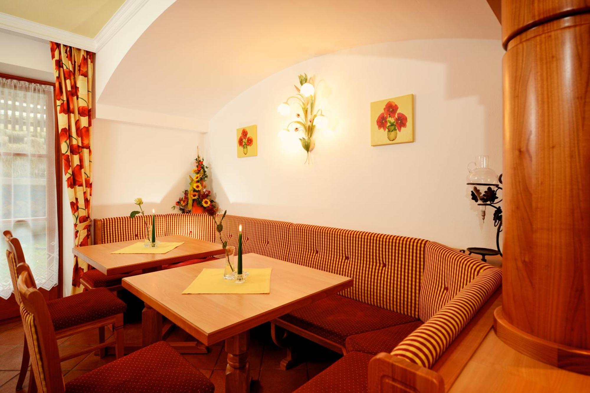 Pension Mozart Wagrain Exterior photo